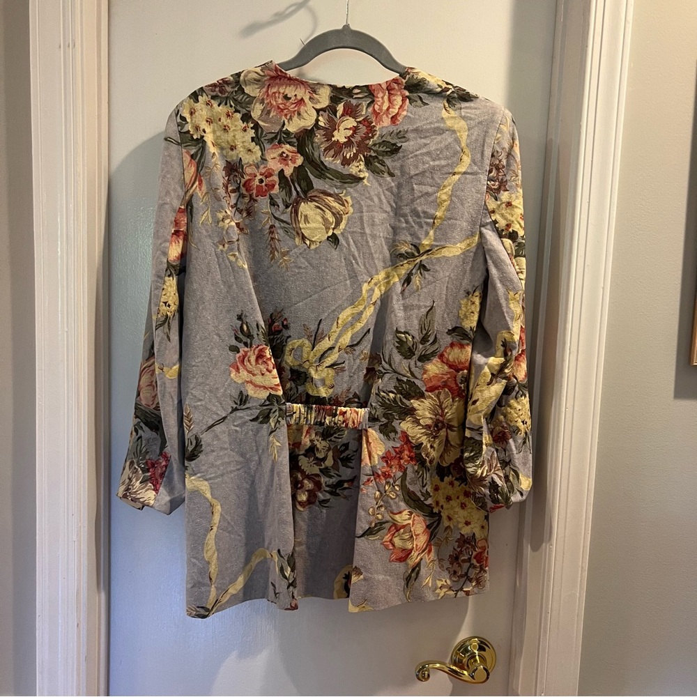 Floral jacket - Picture 2 of 5